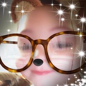 Meet your Posher, Casey